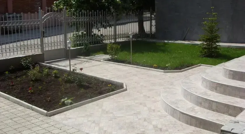 Черноморец: Stedy Guest House