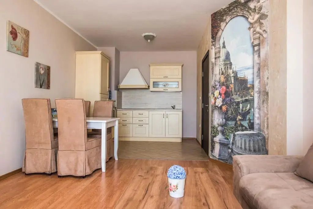 Царево: Primea Beach Residence