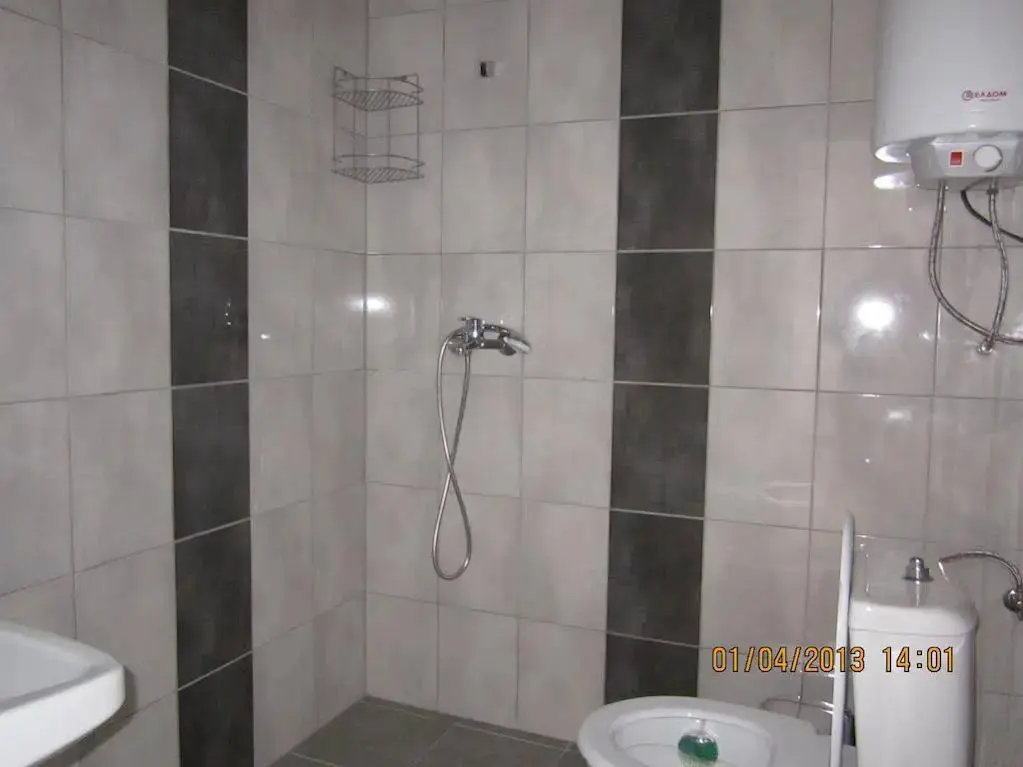Боженци: Energy Guest House