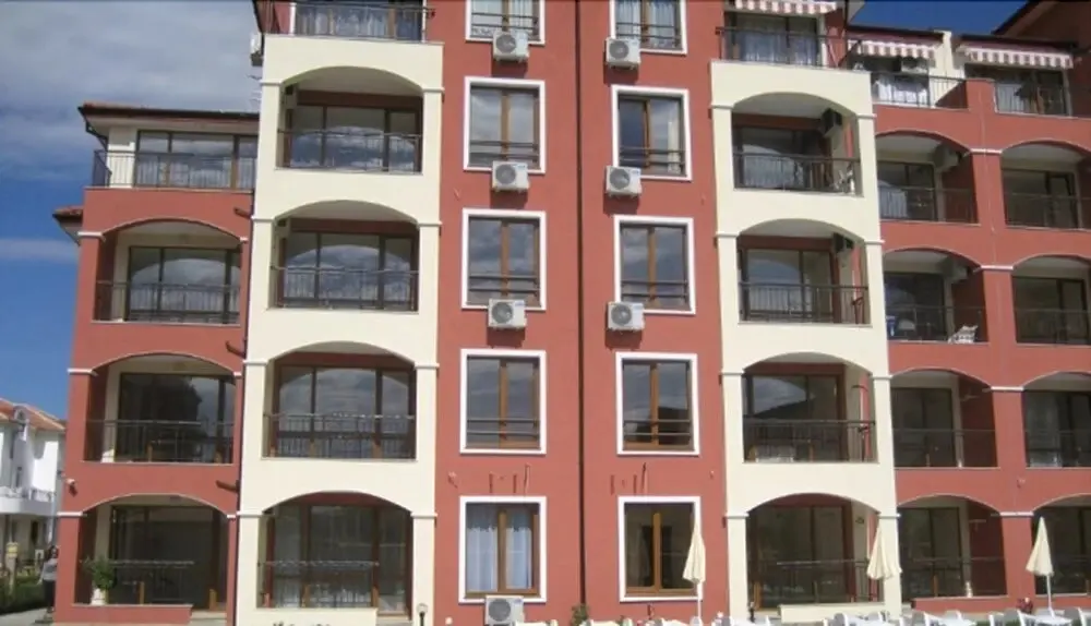 Равда: Ravda Dom Apartments