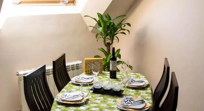 София: Happy Home Apartment