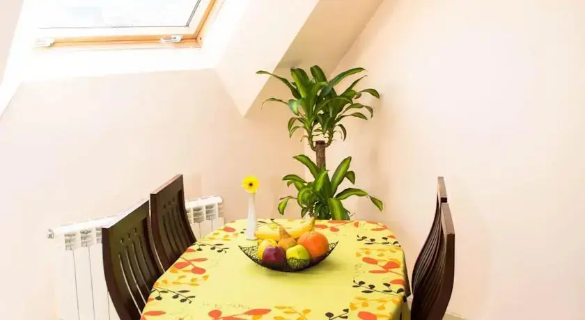 София: Happy Home Apartment