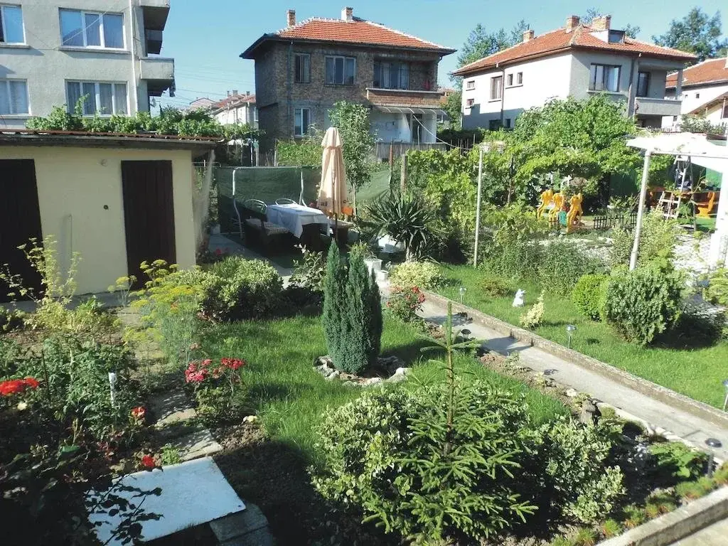 Приморско: Guest House Chifchibashievi