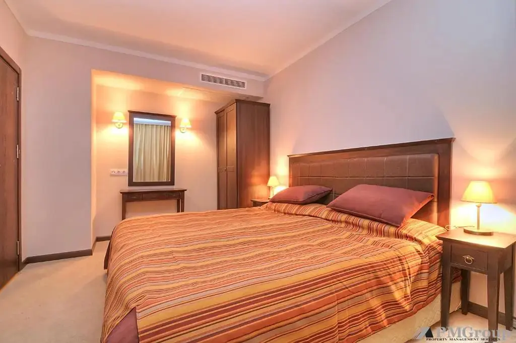 Солнечный берег: Royal Beach Apartments