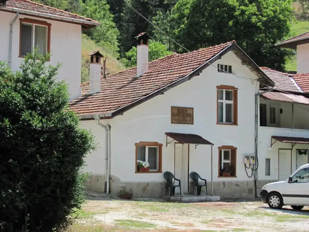 Чепеларе: Petleto Houses