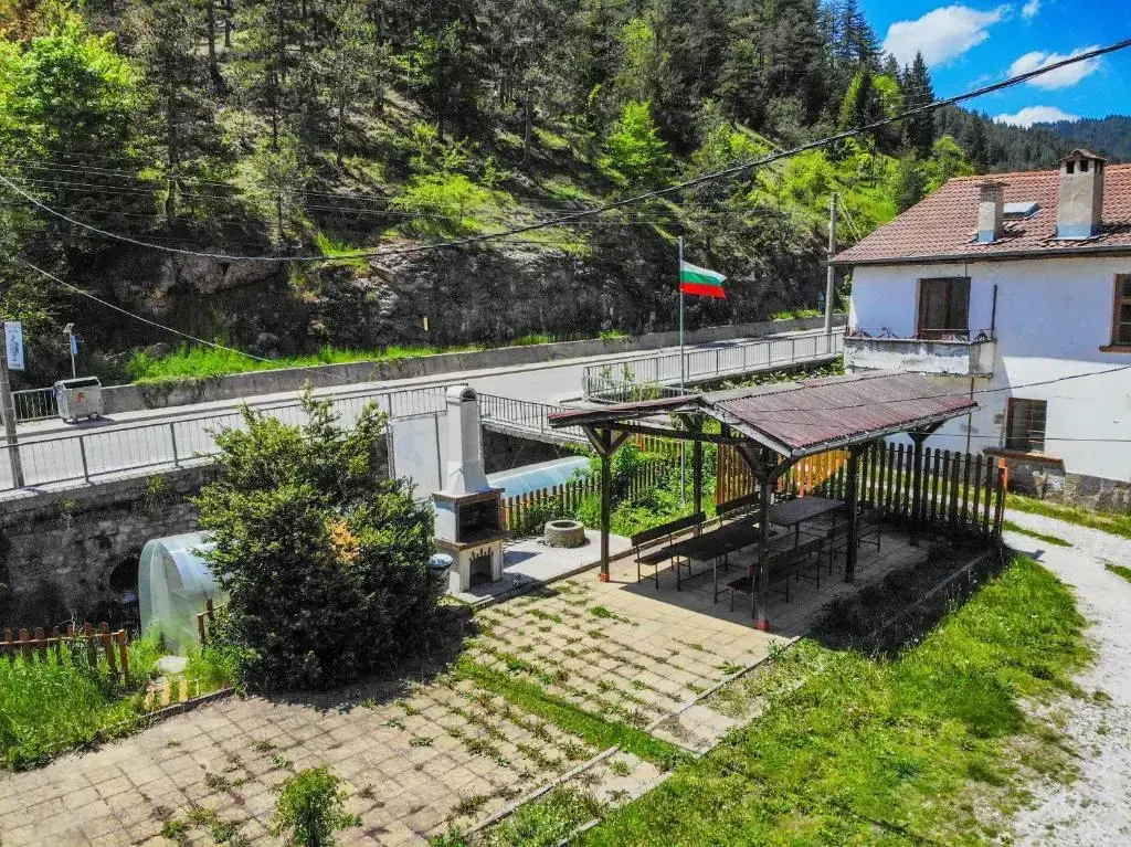 Чепеларе: Petleto Houses