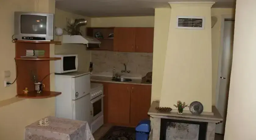Чепеларе: Petleto Houses