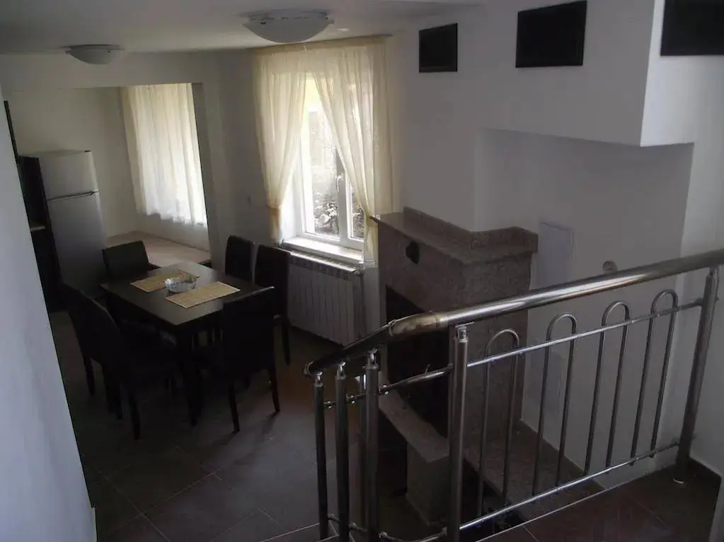Драгоман: Guest House Zlatka
