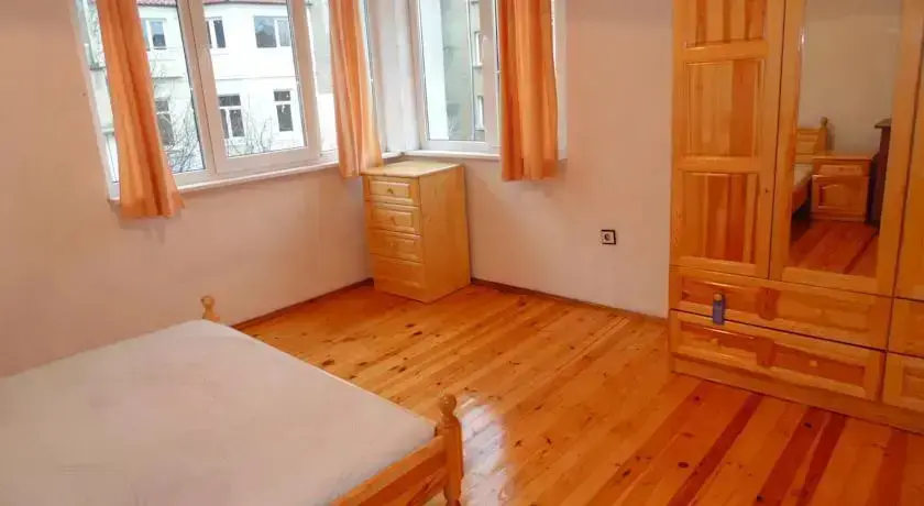 Варна: Apartments Krasa