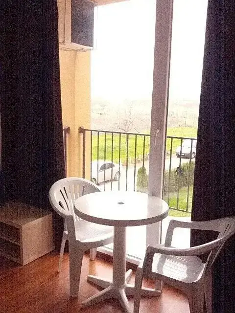 Солнечный берег: Sunny Beach South Apartments