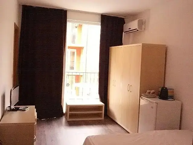 Солнечный берег: Sunny Beach South Apartments