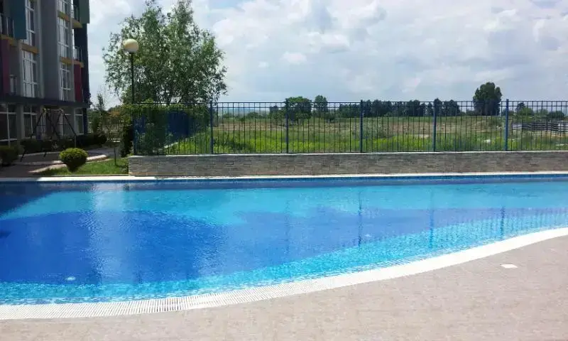Солнечный берег: Olegs Apartment in Sun City 3