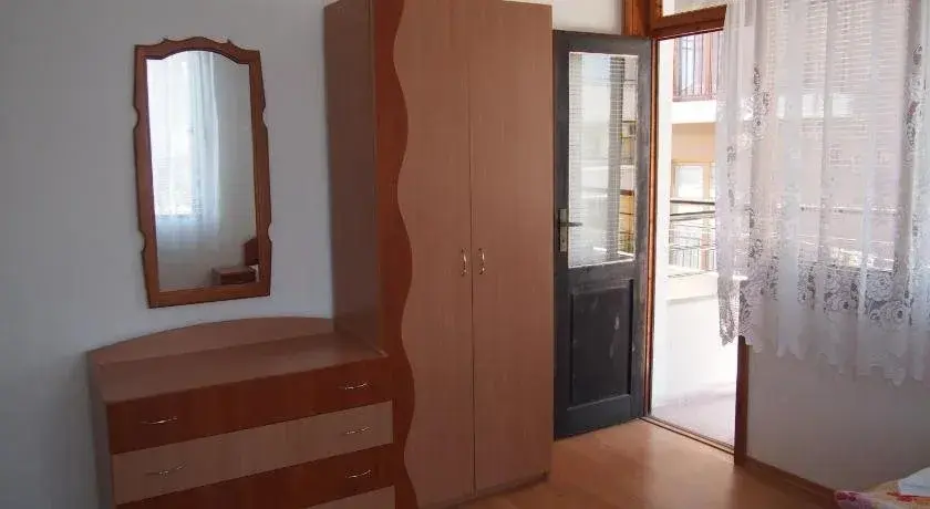 Созополь: Keni Guest House