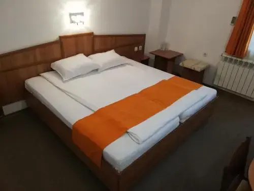 Разград: Hotel Les