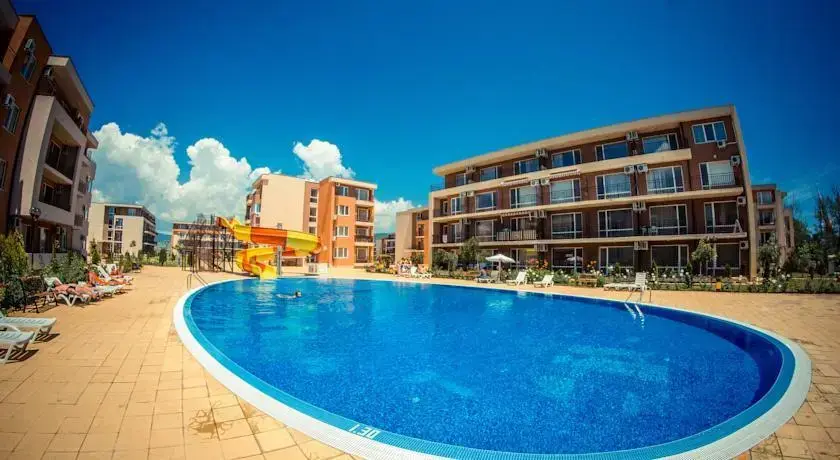 Солнечный берег: Holiday Garden Hotel
