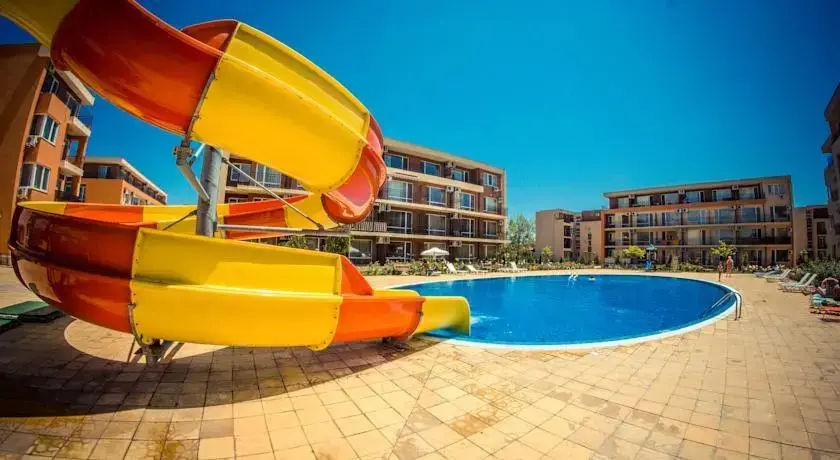 Солнечный берег: Holiday Garden Hotel