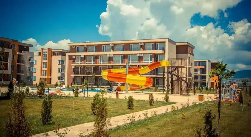 Солнечный берег: Holiday Garden Hotel