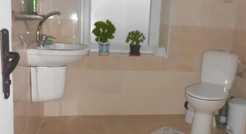 Боженци: Varbanovi Guest House