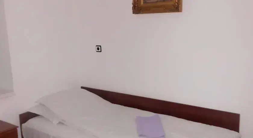 Боженци: Varbanovi Guest House