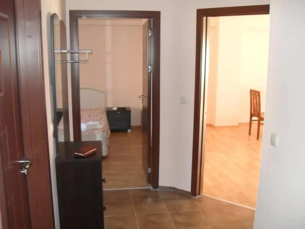 Сапарева баня: Sunny Village Complex