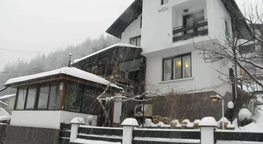Троян: Veselie Guest House