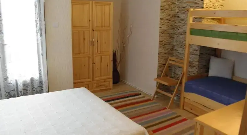 Троян: Veselie Guest House