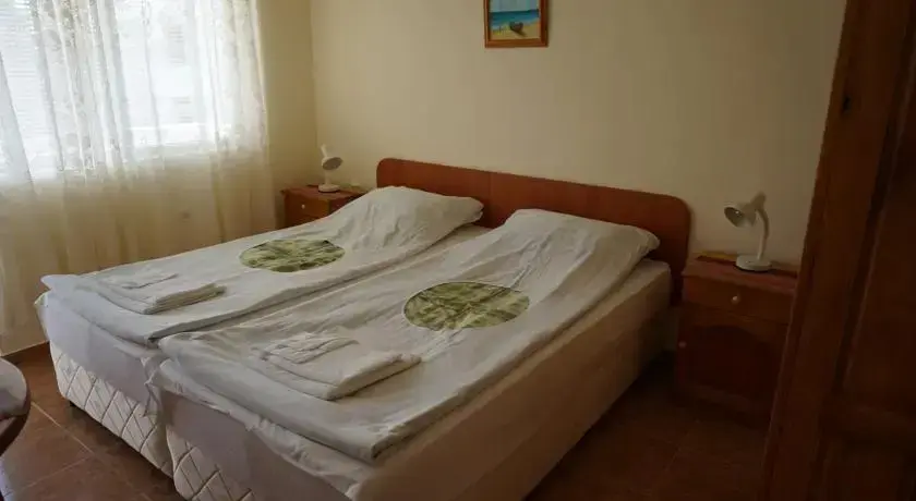 Приморско: Borko Guest House