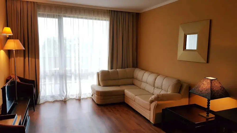 Солнечный берег: Sandapart Royal Beach Apartments