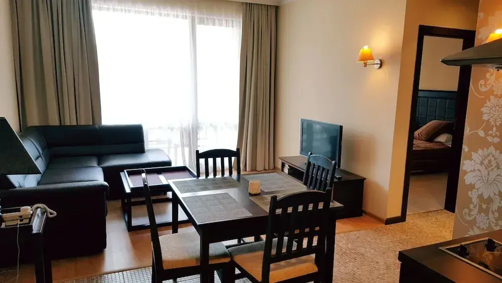 Солнечный берег: Sandapart Royal Beach Apartments