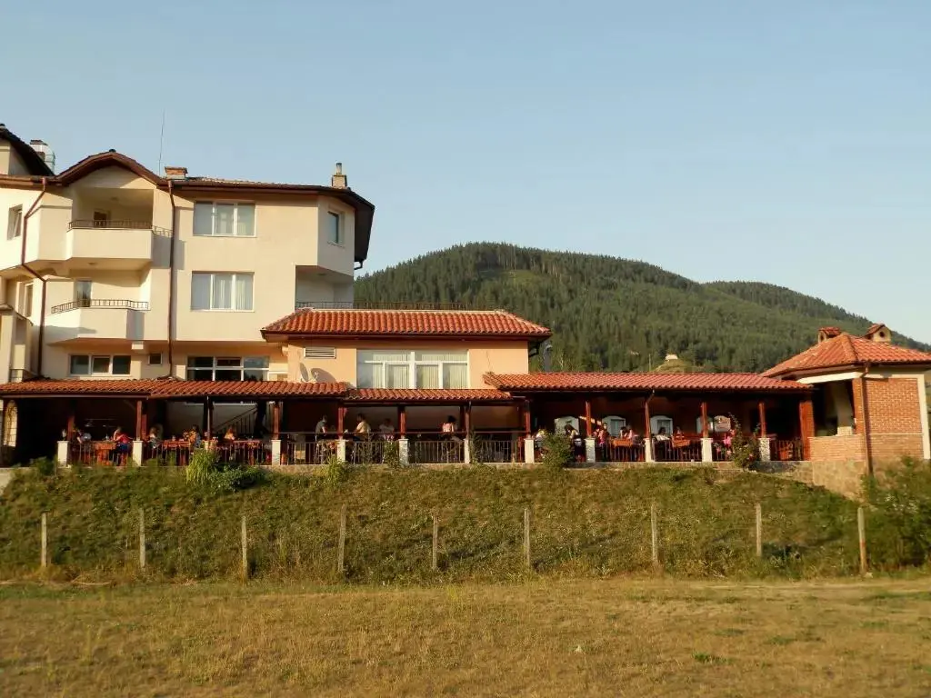 Девин: Family Hotel Daisy