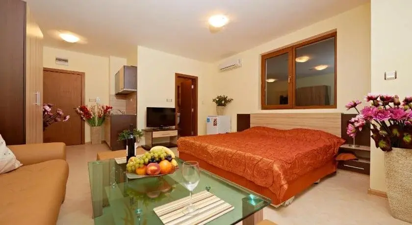 Несебр: Stanny Court ApartHotel