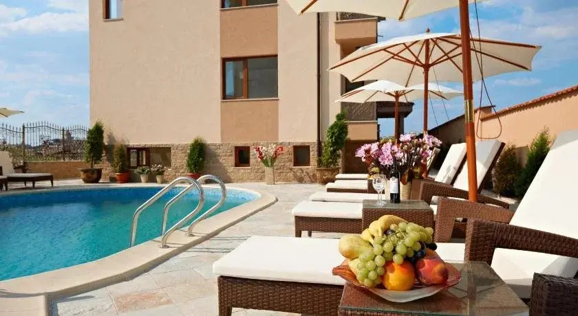 Несебр: Stanny Court ApartHotel