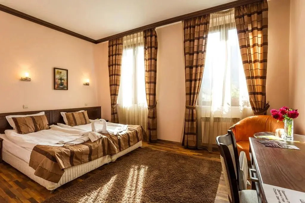 Тетевен: Hotel Teteven