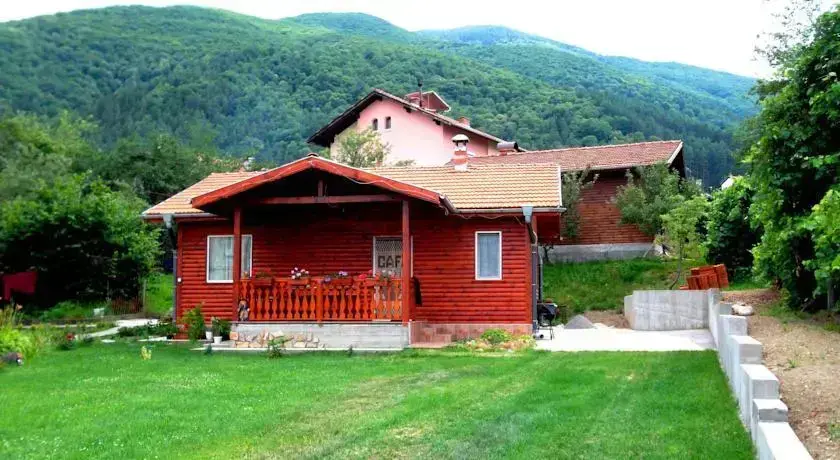 Сапарева баня: Tarpovi Guest House