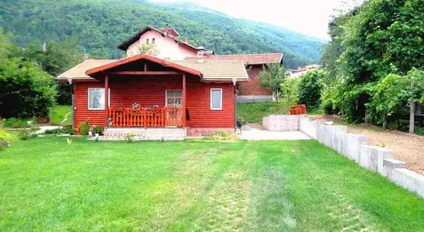 Сапарева баня: Tarpovi Guest House