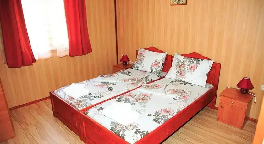 Сапарева баня: Tarpovi Guest House