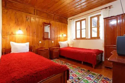 Сливен: Yovina House Zheravna