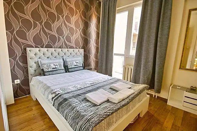 София: Silver Apartment