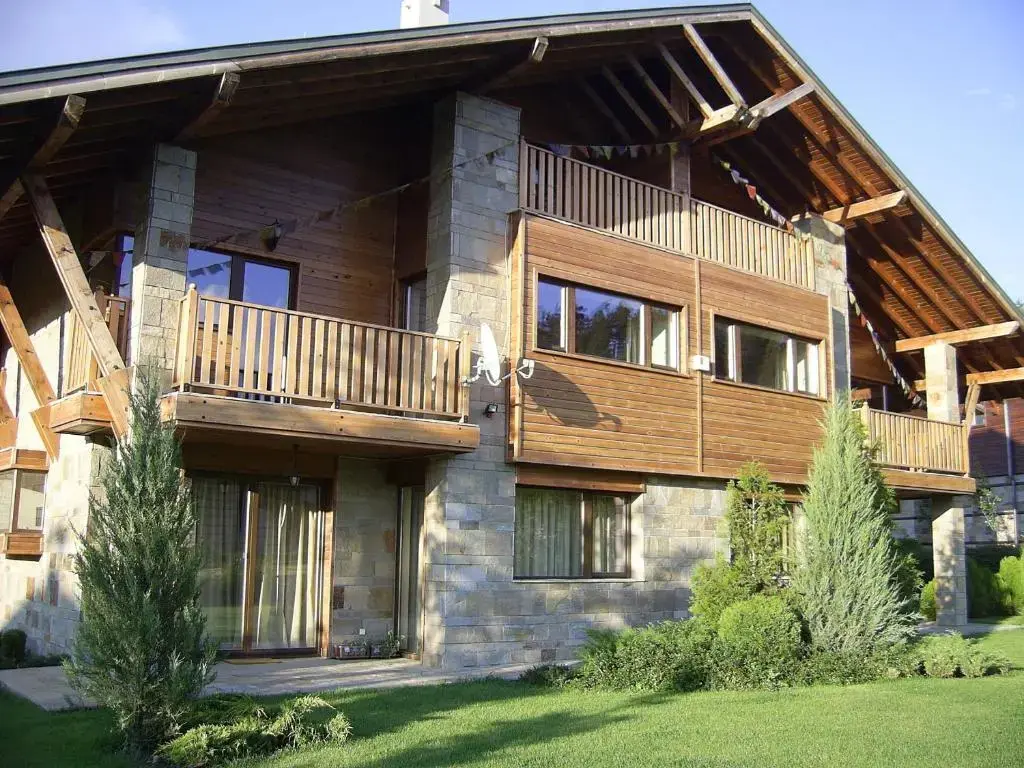 Баня: Everest Chalet
