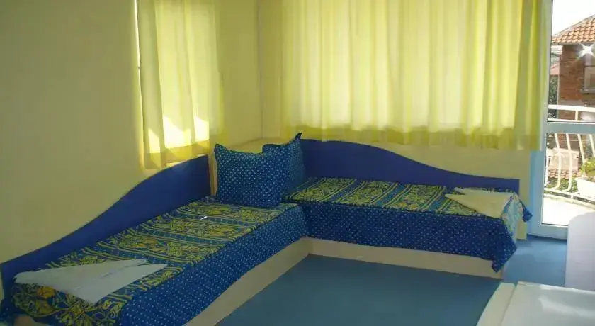 Равда: Family Hotel Bohemi