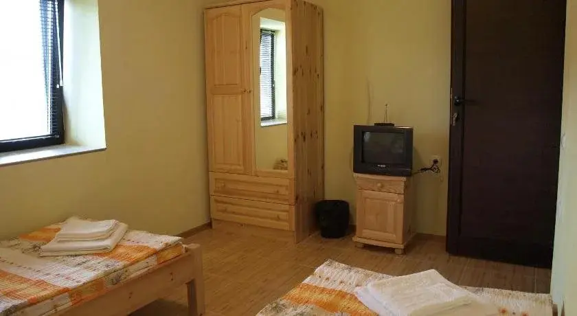 Каварна: Dobrevata House