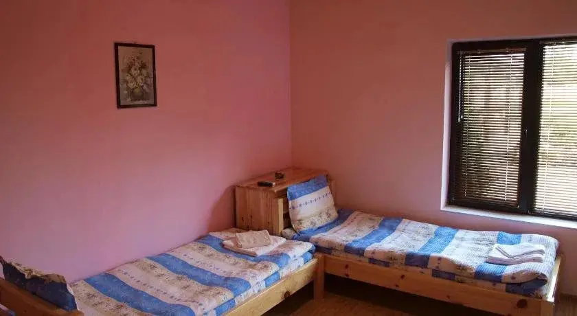 Каварна: Dobrevata House