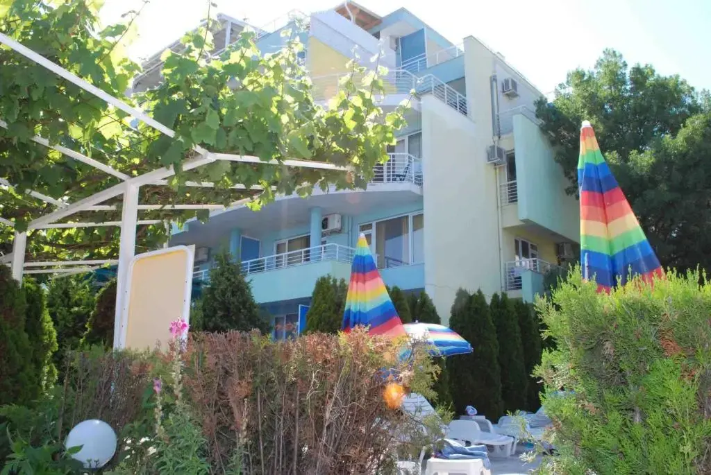 Несебр: Evridika Apartments