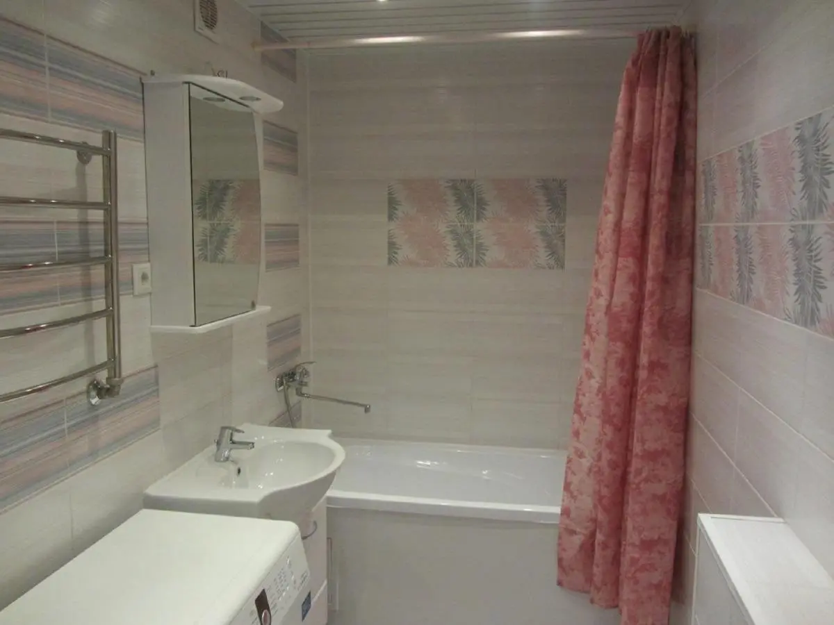 Уфа: Good Apartment Revolutsionnaya 70