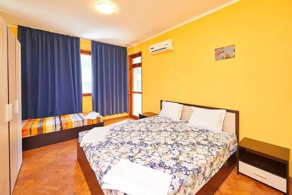 Поморие: Todorov Apartments