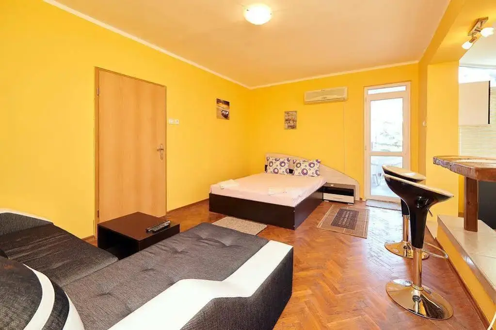 Поморие: Todorov Apartments