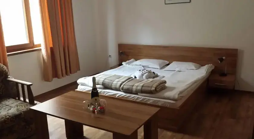 Kolyovite Izvori Hotel — фото 1