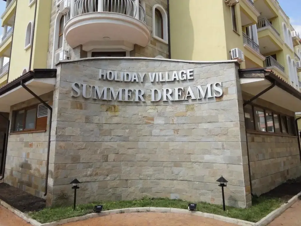 Солнечный берег: Summer Dreams Sunny Studios