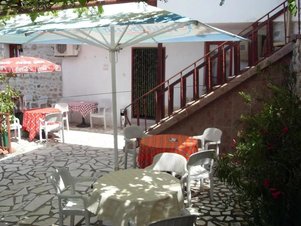 Мелник: Guest House Rimski Most