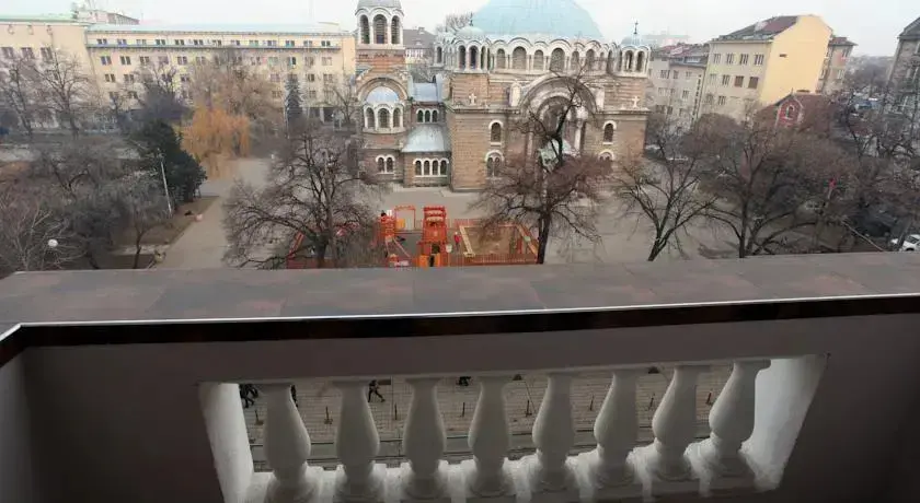 София: Sofia City Flat